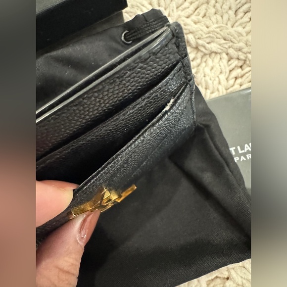 Saint Laurent YSL cardholder black with gold hardware - Picture 4 of 8
